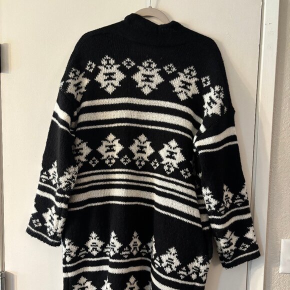 Knox Rose Black and White Long Cardigan - Picture 2 of 4